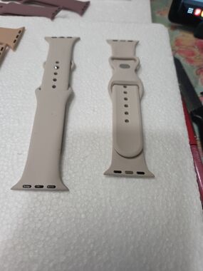Silicone Watch Band Strap in Light Grey  for Smartwatches 42mm 2pcs